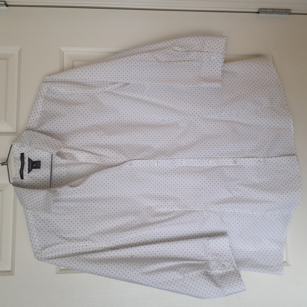 Eddie Bauer 3/4 Sleeve Wrinkle-Free Shaped Fit Button-up